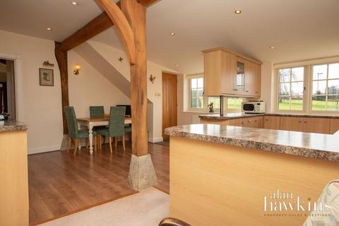 3 bedroom barn conversion for sale, Clyffe Pypard, SN4 7