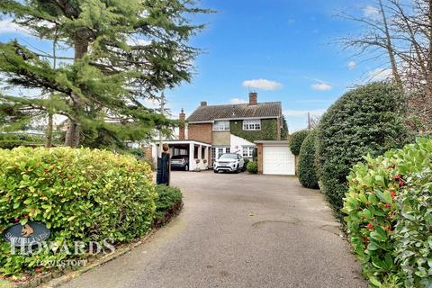 3 bedroom detached house for sale, Hall Lane, Lowestoft