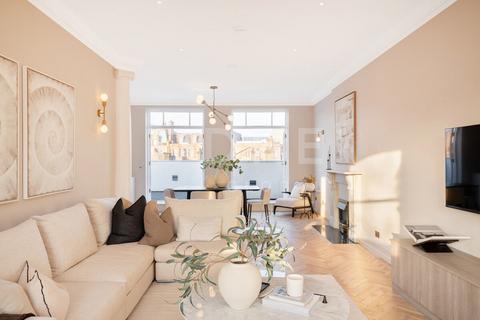 3 bedroom apartment for sale, Beaufort Gardens, London, SW3