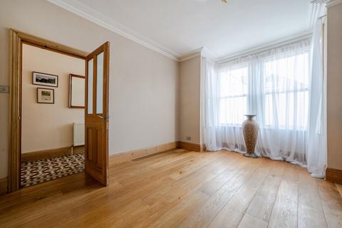 3 bedroom end of terrace house for sale, Crescent Road, Barnet, EN4