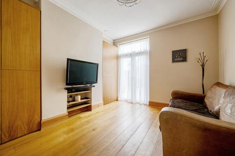 3 bedroom end of terrace house for sale, Crescent Road, Barnet, EN4