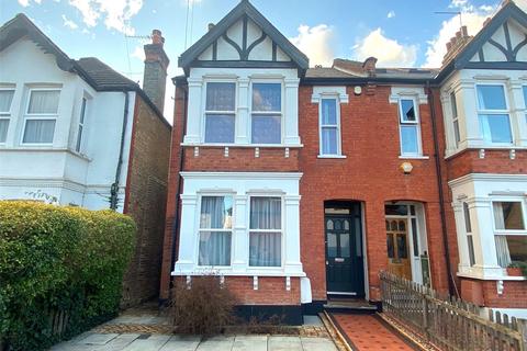 3 bedroom end of terrace house for sale, Crescent Road, Barnet, EN4