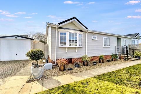2 bedroom park home for sale, The Paddocks, Great Bricett, Ipswich, IP7