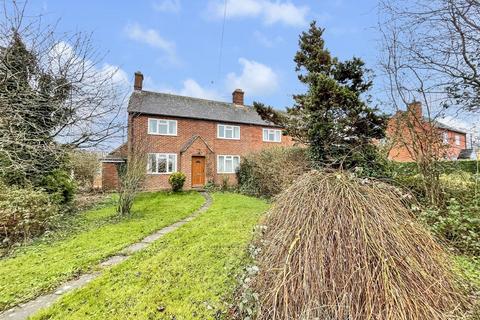 3 bedroom semi-detached house for sale, Stratford Road, Mickleton