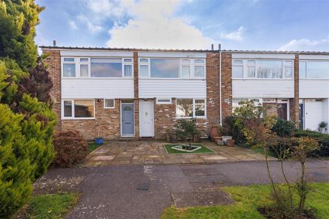 16 Highfield Green, Epping, CM16 5HB