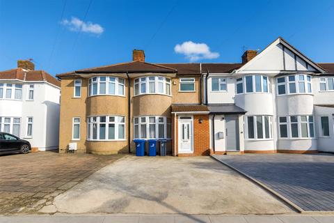 3 bedroom terraced house for sale, Hart Grove, Southall, Greater London, UB1