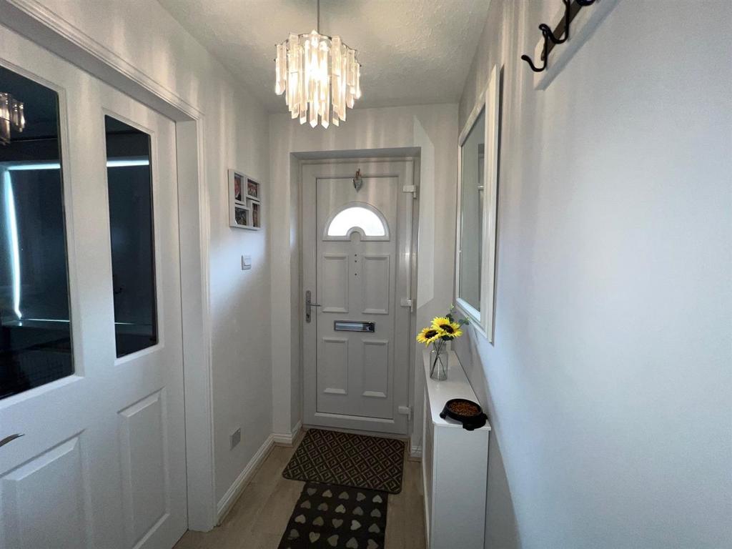 Hallway.jpg