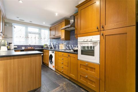 2 bedroom apartment for sale, Beale Close, London, N13