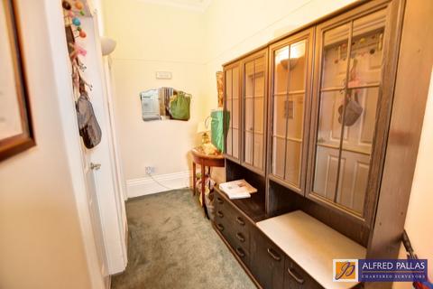 2 bedroom cottage for sale, Cardwell Street, Fulwell