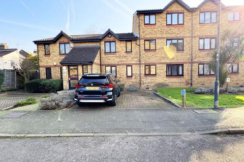 Gartons Close, Ponders End, EN3