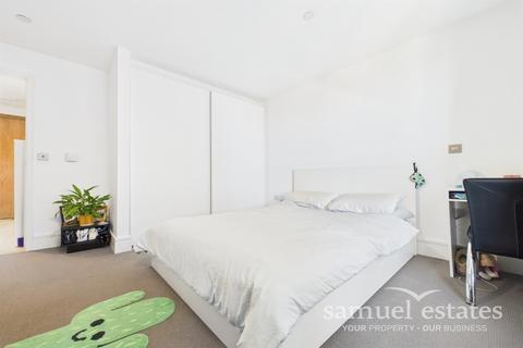 1 bedroom apartment to rent, St. Luke's Avenue, Clapham Common, SW4