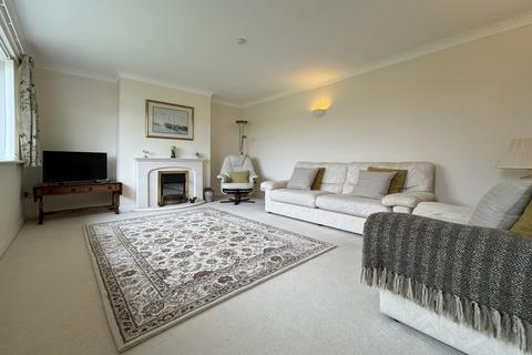 7 Beacon Close, Everton, Lymington, SO41 0LQ