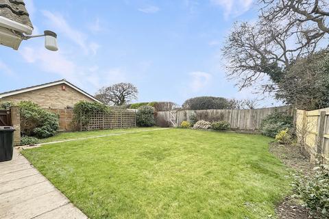 7 Beacon Close, Everton, Lymington, SO41 0LQ