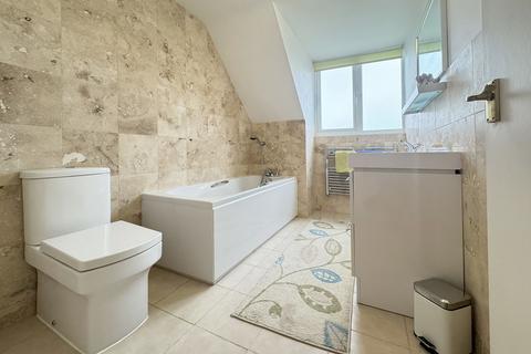 7 Beacon Close, Everton, Lymington, SO41 0LQ
