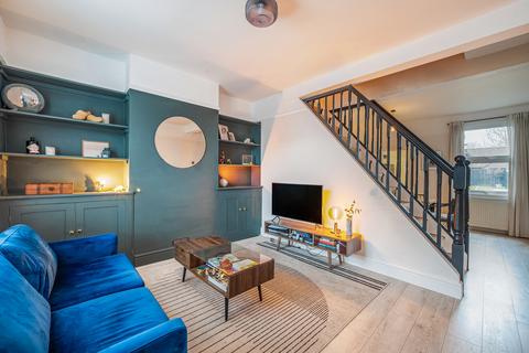 33 West Street, Carshalton, SM5 2PT