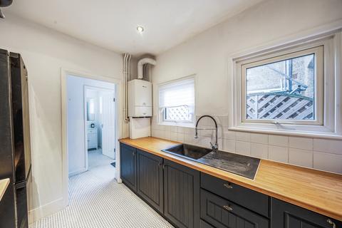 33 West Street, Carshalton, SM5 2PT