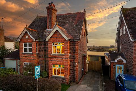 4 bedroom semi-detached house for sale, Crowhurst Lane End, Oxted, RH8