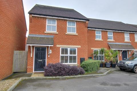 2 bedroom detached house for sale, SWANMORE - DETACHED