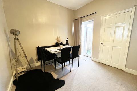 2 bedroom end of terrace house for sale, Harris Street, Widnes