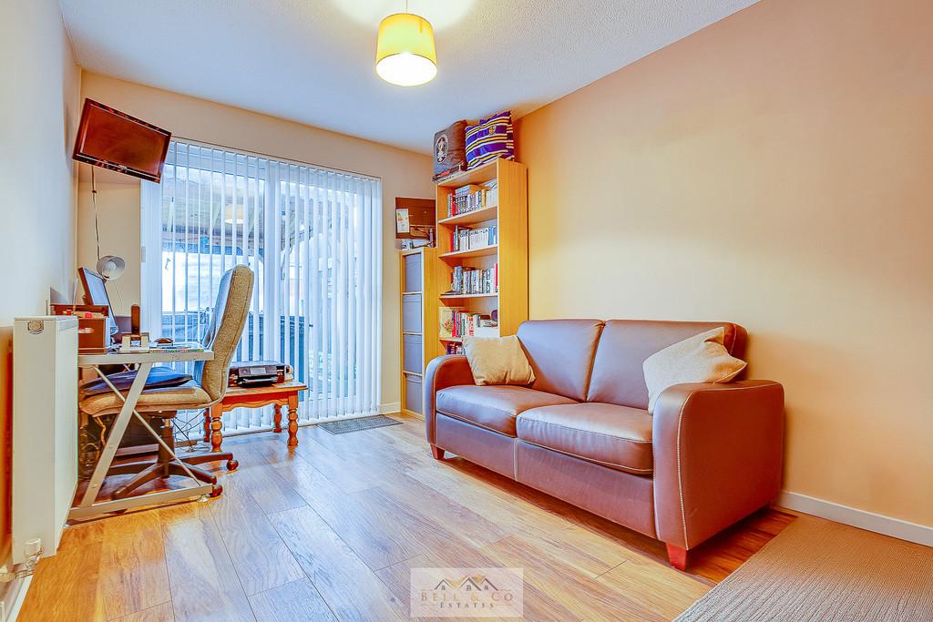 Bedroom 2.1