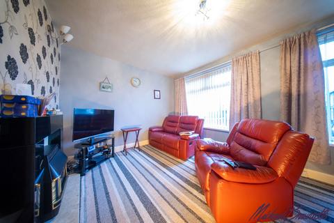 2 bedroom semi-detached house for sale, Larch Drive, Bradford BD6