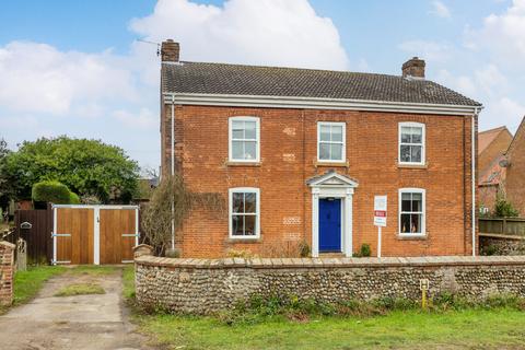 4 bedroom detached house for sale, Mill Road, Fakenham NR21