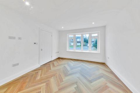 12 Peasecroft, Cottered, Buntingford, SG9 9QS