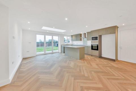 12 Peasecroft, Cottered, Buntingford, SG9 9QS