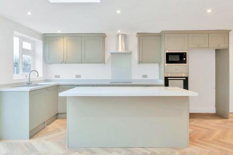 12 Peasecroft, Cottered, Buntingford, SG9 9QS