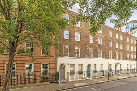 Studio to rent, Robert Adam Street, London W1U