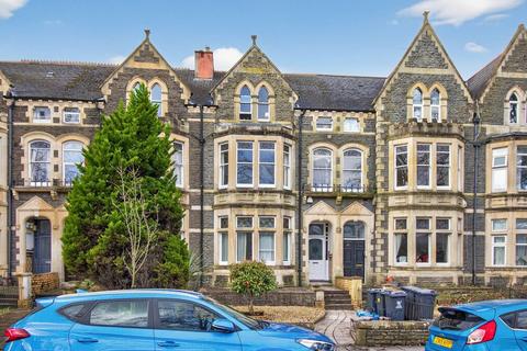 2 bedroom apartment to rent, Ninian Road, Roath, Cardiff