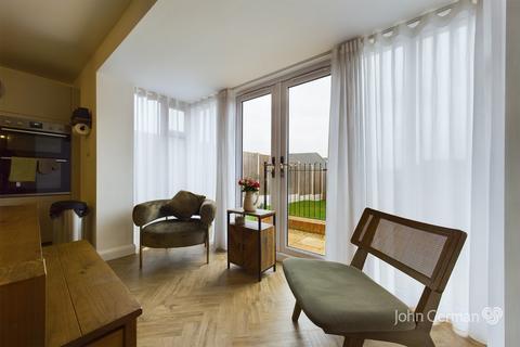 2 Kingstone Road, Uttoxeter, ST14 8WH