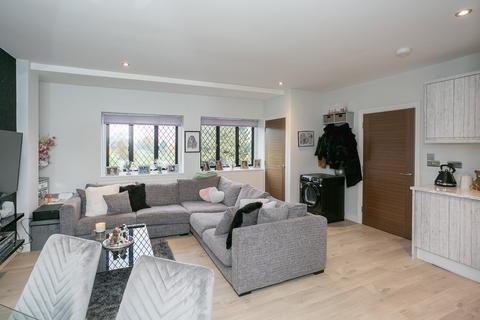 1 bedroom apartment to rent, High Street, Bushey, Hertfordshire, WD23