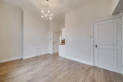 2 bedroom apartment for sale, Woodbury Park Road, Tunbridge Wells