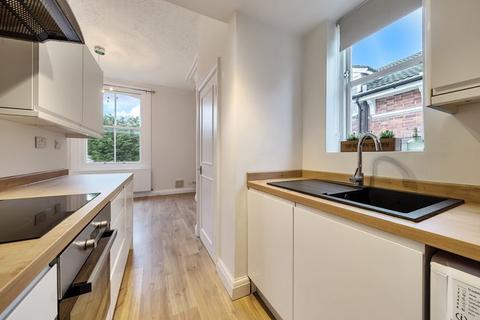 2 bedroom apartment for sale, Woodbury Park Road, Tunbridge Wells