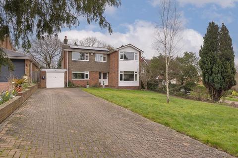 5 bedroom detached house for sale, Vauxhall Gardens, Tonbridge