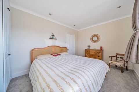 33 Chichester Road, Tonbridge, TN9 2TL