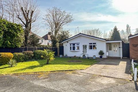 2 bedroom detached bungalow for sale, Wheaton Close, Wolverhampton
