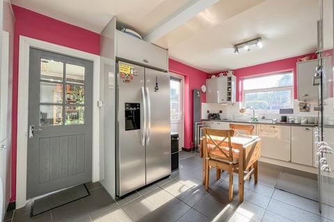 2 bedroom detached bungalow for sale, Wheaton Close, Wolverhampton