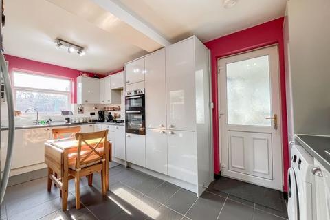 2 bedroom detached bungalow for sale, Wheaton Close, Wolverhampton