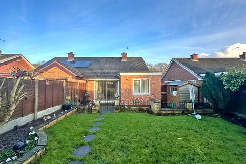 2 bedroom bungalow for sale, Linden Lane, Willenhall