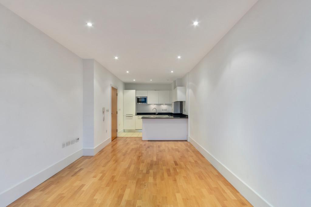 Ensign House 17 PH4