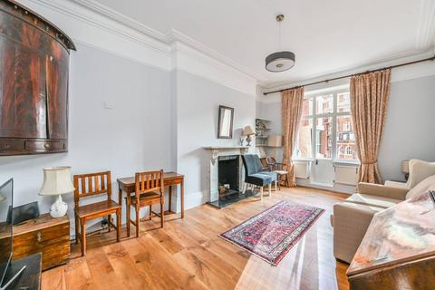 1 bedroom flat to rent, Buckingham Gate, Westminster, London, SW1E