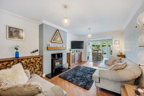 33 Browmere Drive, Croft, Warrington, WA3 7HS
