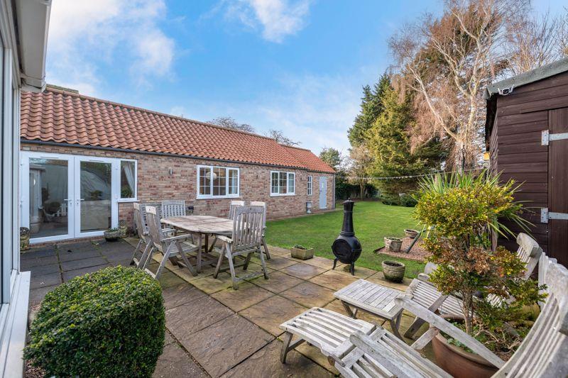 Rear garden/patio