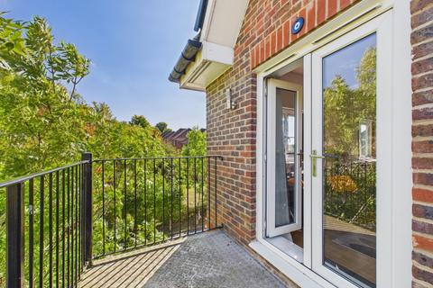 2 bedroom apartment for sale, Freer Crescent, High Wycombe, Buckinghamshire, HP13