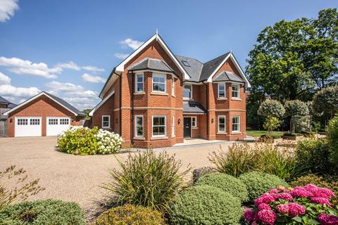 undefined, Denning Place, Cuckfield