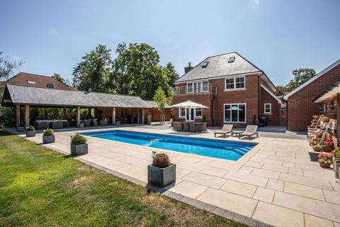 undefined, Denning Place, Cuckfield