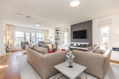 undefined, Denning Place, Cuckfield