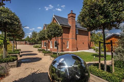 6 bedroom detached house for sale, Denning Place, Cuckfield